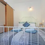 Toni In - Istrien 3* Pula