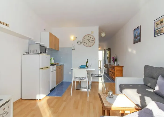 Toni In - Istrien Gæstehus Pula